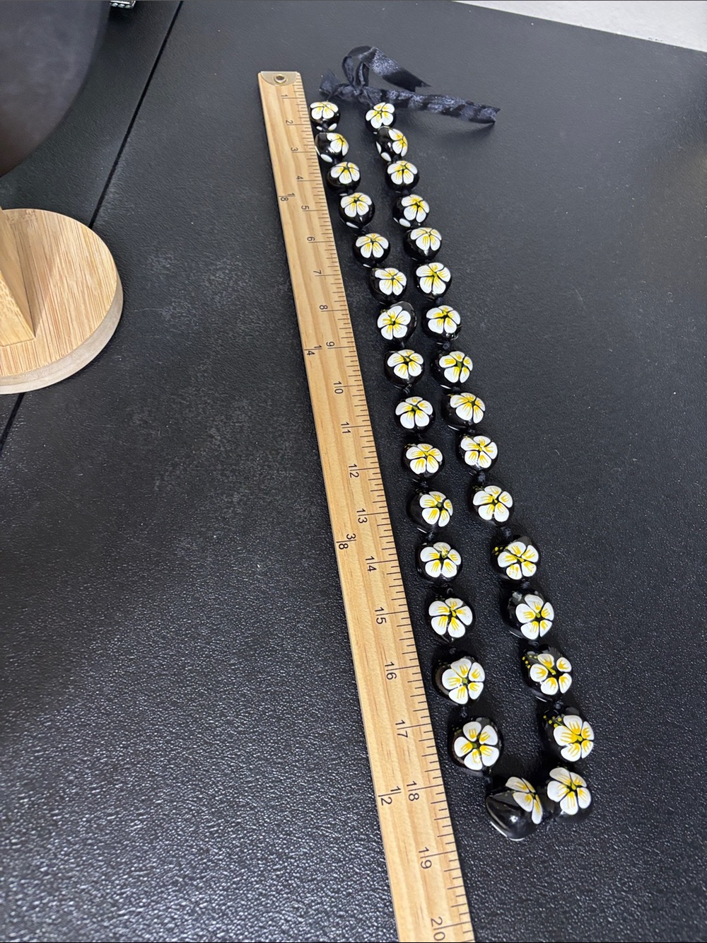 Handcrafted Hand Painted Coconut Black Floral Bead Necklace Hawaii - Picture 5 of 6